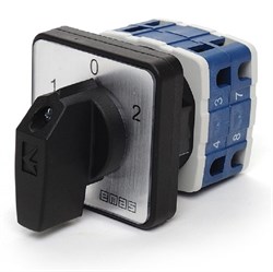 Двухфазный реверсивный переключатель полюсов EMAS (1-0-2) 16А PSA016KD234S - фото 327704